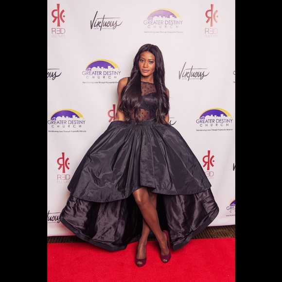 Meet your Posher, Suki - Picture 5 of 5